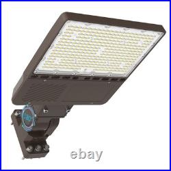 150W LED Parking Lot Light, Dusk to Dawn Outdoor Parking lot Stadium Lighting 5k