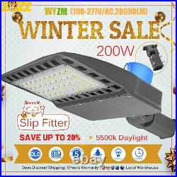 thumbnail image 2 of Kukuppo 200W LED Parking Lot Light - Commercial Shoebox Fixture, 5000K, IP65 2 of 3