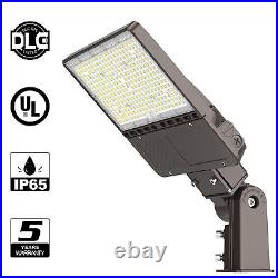 200W LED Parking Lot Pole Light Dusk-to-Dawn Commercial Shoebox Street Fixture