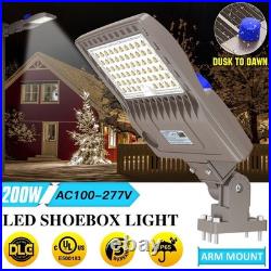 200W LED Parking Lot Pole Light Dusk to Dawn Commercial Street Security Lighting