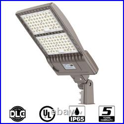 450W LED Parking Lot Light Commercial Shoebox Pole Light with Built-In Photocel