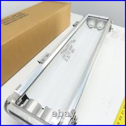 AZZ MAR28002U Hazardous Location Fluorescent Light Fixture 35W 120-277V 50/60Hz AZZ MAR28002U Hazardous Location Fluorescent Light Fixture 35W 120-277V 50/60Hz