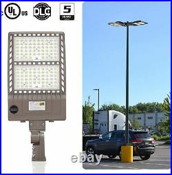 Commercial 320W LED Parking Lot Light 44800LM Dusk To Dawn Shoebox Pole Lights