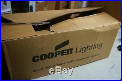 Cooper Lighting OVZ 70 Watt Mercury Vapor Cobra Head Street Light with bulb
