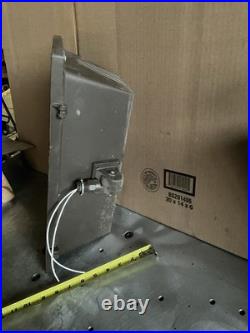 Dayton Lighting Fixtures Model 2V624 Quartz Floodlight NOS