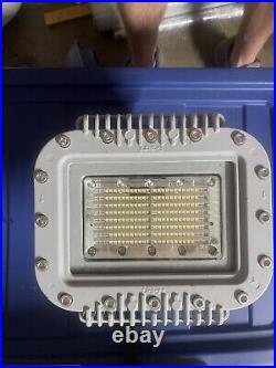 Dialight -SAFESITE LED AREA LIGHT 360 Degrees 5700 Lumens? 40w