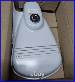 GE Evolve LED Street Light 120volts 5000 lumens ERL1005E140A Gray, New In Box