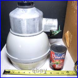 Hubbell HPS Lamp Perimeter Pole Wall Mount NRG-707-TLP Light Sensing