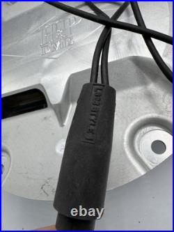 Hughey And Phillips L-852D LED White Light Airport Runway Taxiway In-Pavement Hughey And Phillips L-852D LED White Light Airport Runway Taxiway In-Pavement