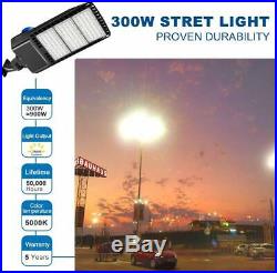 LED Parking Lot Light 100W 200W 300W Street Light 5000K IP65 Arm Mount Photocell