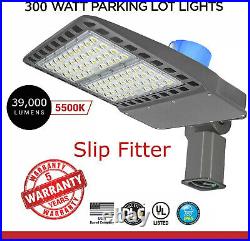 LED Parking Lot Lights 300W LED Shoebox Pole street Light Fixture With Photocell