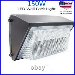 LED Wall Pack 150Watt, ETL List, 5500K with Dusk-to-Dawn Photocell, 18000LM IP65