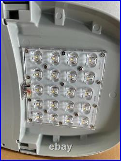 Leotek GCJ1-20H-MV-NW-2R-GY-700-PCR7-DALI-WL, GreenCobra Street Light, 50W Gray