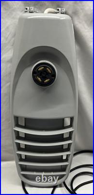Lumec by Signify RoadFocus Small, RFS-RG-20W32LED3K-G2-R2M-UNV, Grey, Brand New Lumec by Signify RoadFocus Small, RFS-RG-20W32LED3K-G2-R2M-UNV, Grey, Brand New