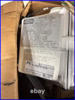NEW Hubbell BL-A400H8-QSS-SO-WH SUPERBAY