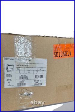 New Cooper Lighting 100W HPS Outdoor Commercial Flood Light Fixture, IP67, 120V