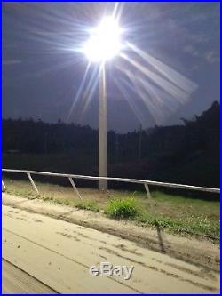 Outdoor 150W LED Flood Light Fixture Replace 800W Stadium Parking Lot Pole 5700K