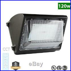 Outdoor LED Wall Pack, 120W, Forward Throw, 5700K, 15,000 Lumens