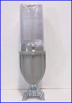 Philips HGC007 Metro Street Light 70W 240V Road Building Wall SON Lamp Included