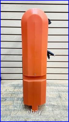 Plasticade 8005 Portable Workzone Flagger Station Dual Lamps, 35 amp 16hr RT