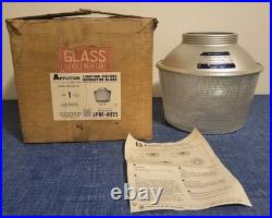 VTG. Appleton. Mercmaster II. 12 Prismatic Glass Refractor Globe. LPRF-4025