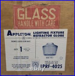 VTG. Appleton. Mercmaster II. 12 Prismatic Glass Refractor Globe. LPRF-4025