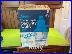 Vintage Norelco Energy Saving Security Light New In Open Box